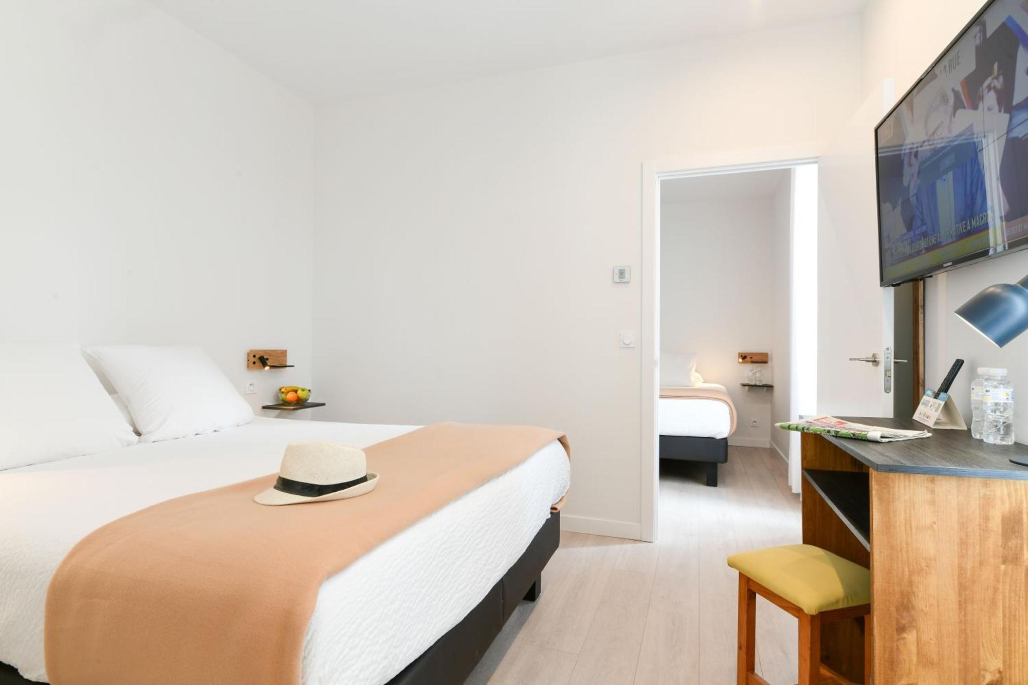 Logis Hotel & Restaurant Bergeret Sport Hendaye Exterior photo