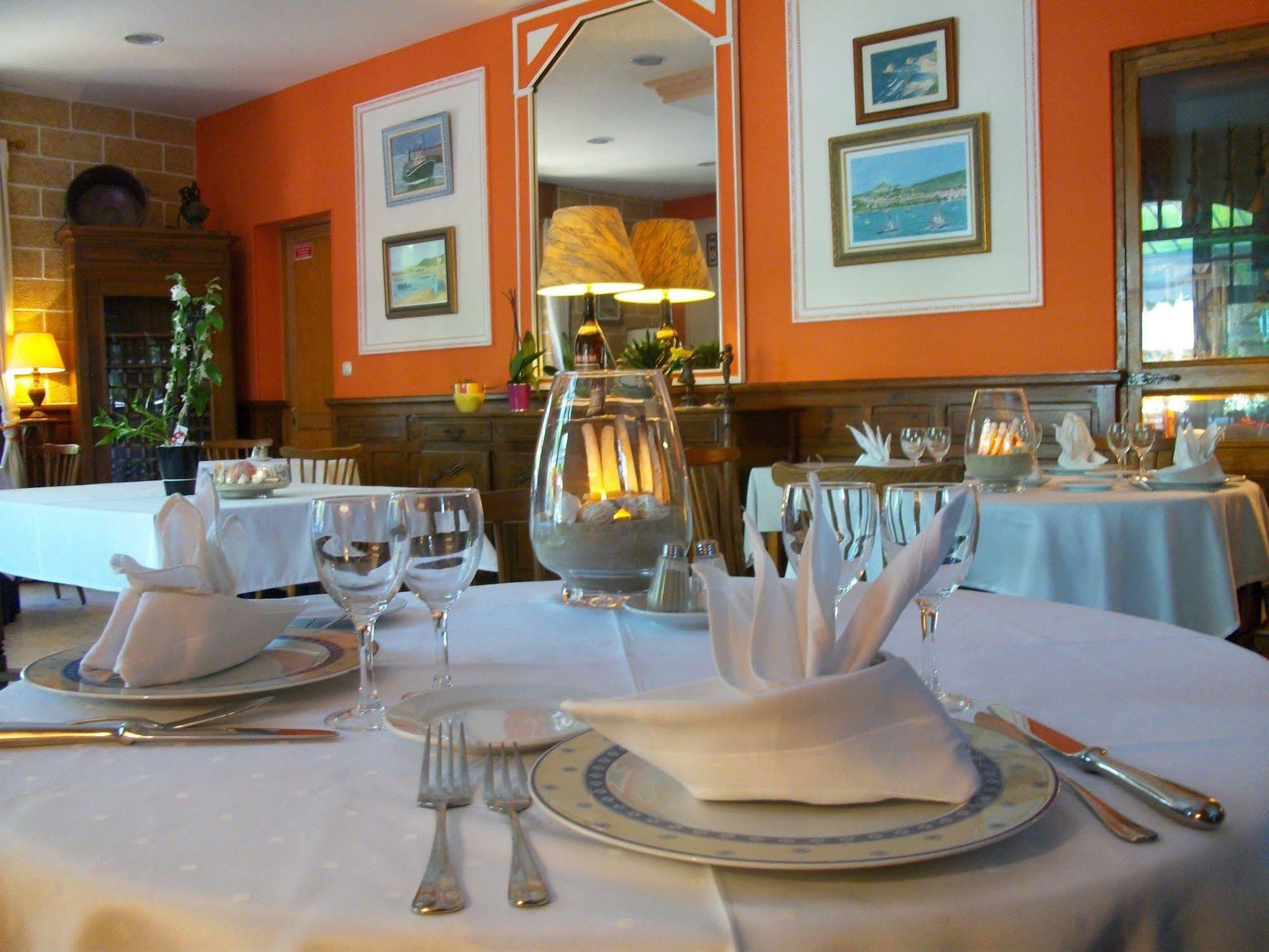 Logis Hotel & Restaurant Bergeret Sport Hendaye Exterior photo